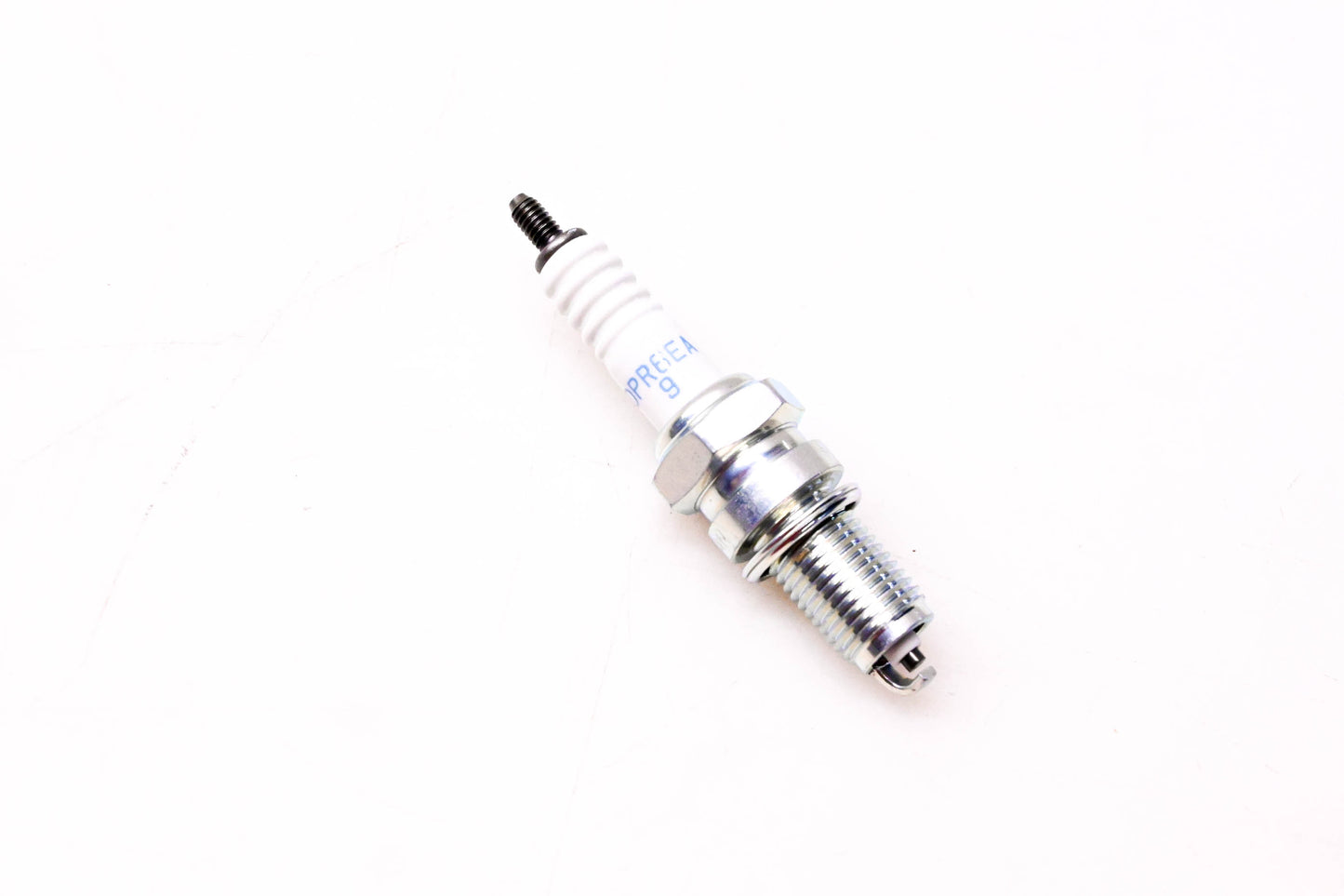 NGK DPR6EA-9, 5531 Spark Plug NOS