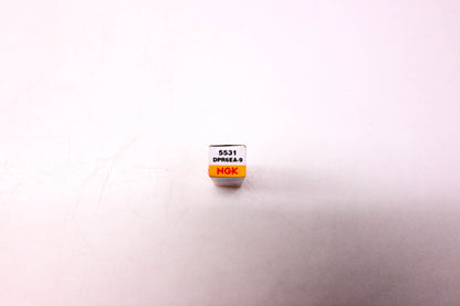 NGK DPR6EA-9, 5531 Spark Plug NOS