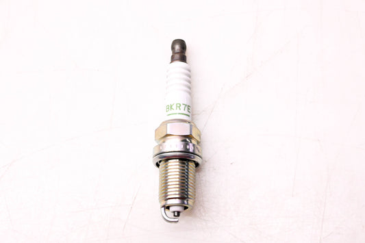 NGK BKR7E, 4644 Spark Plug NOS
