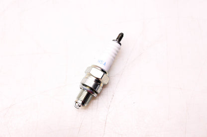 NGK CR7HSA, 4549 Spark Plug NOS