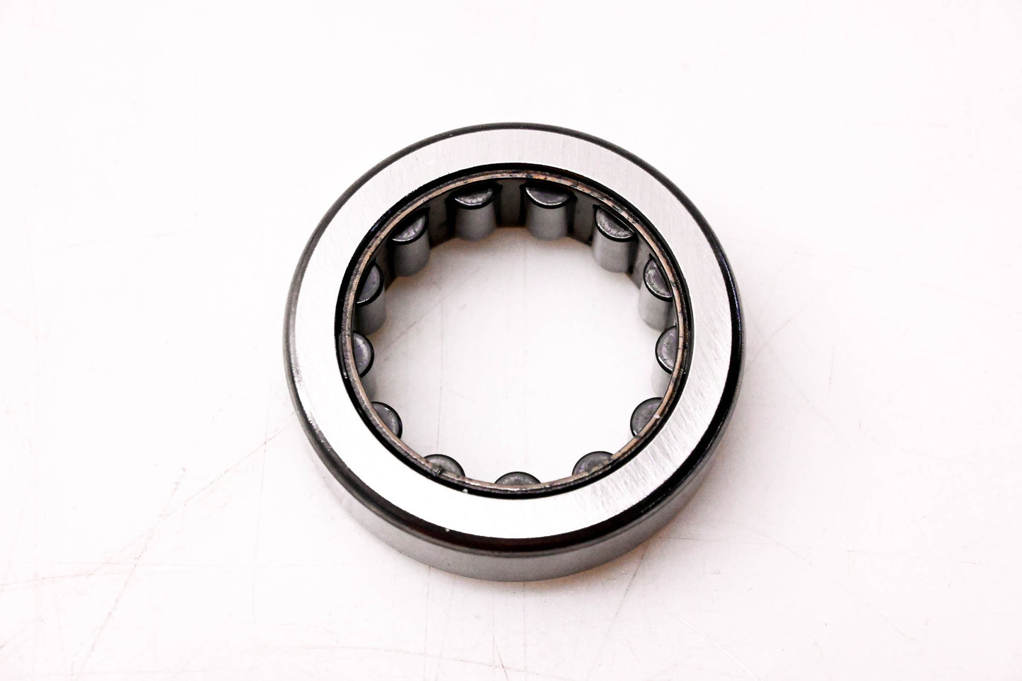 New OEM Harley-Davidson 9231 Roller Bearing NOS