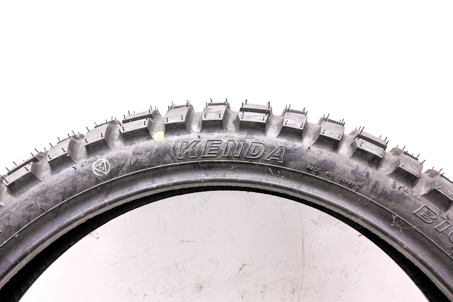 Kenda 0316-0106 K784F Big Block 100/90B19 M/C 57S Tire NOS