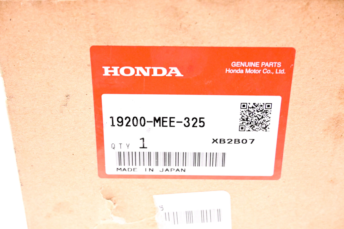 New OEM Honda 19200-MEE-325 Water Pump NOS