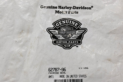 New OEM Harley-Davidson 62787-96 Fairing Seal NOS