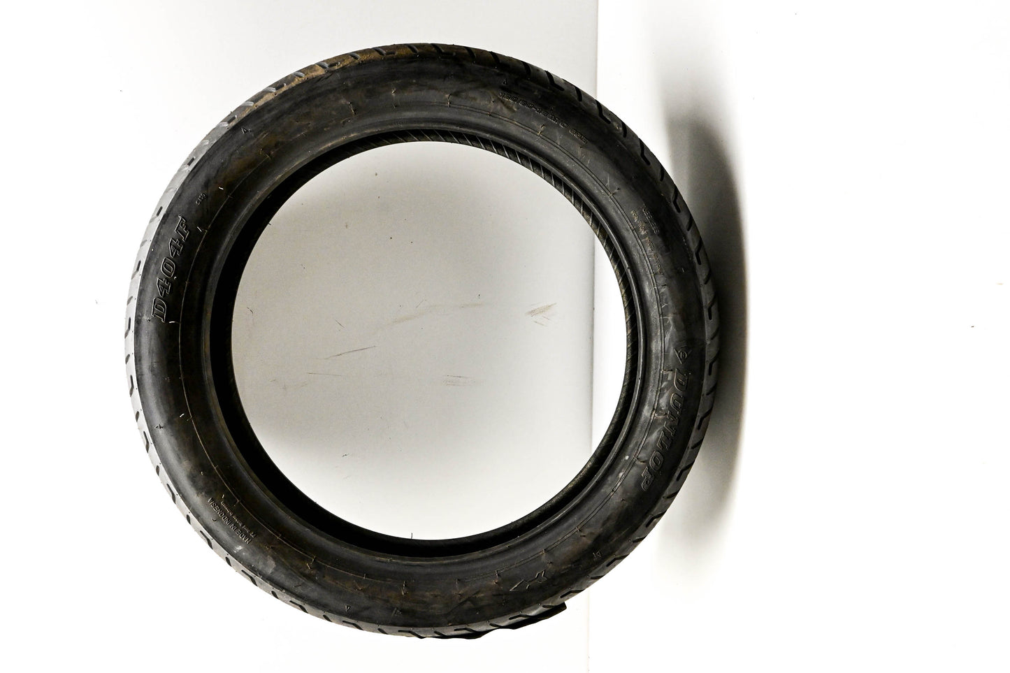 Dunlop 120/90-18M D404F Tubeless Motorcycle Tire NOS