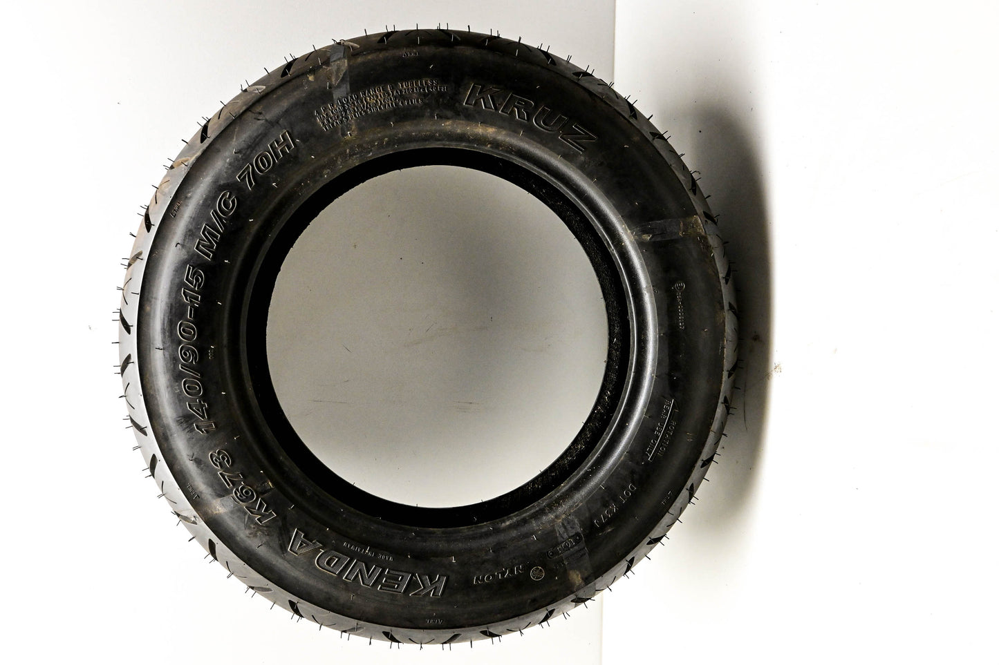 Kenda 140/90H-15, 0306-0045 Kruz K673 Tire NOS