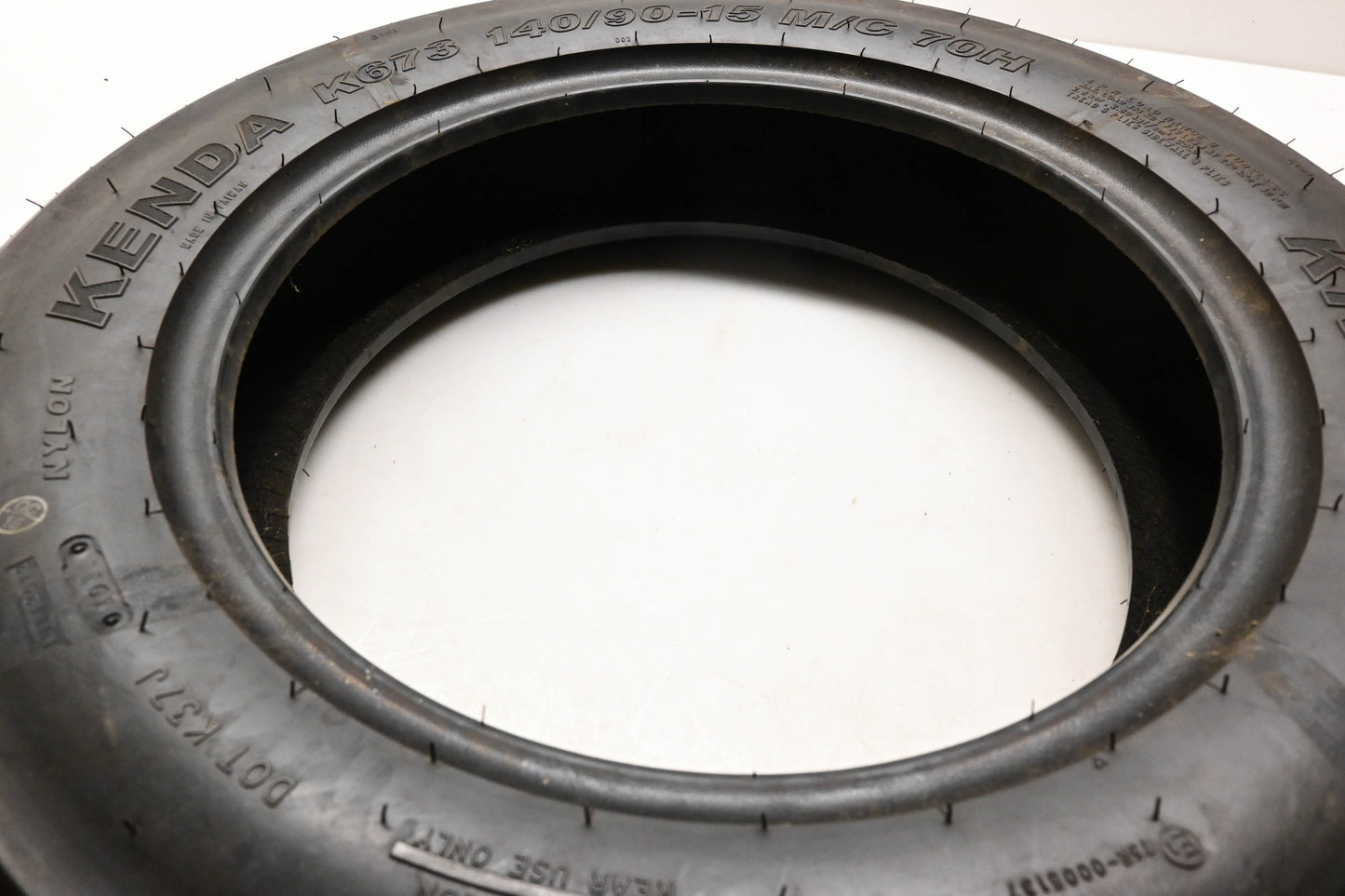 Kenda 140/90H-15, 0306-0045 Kruz K673 Tire NOS