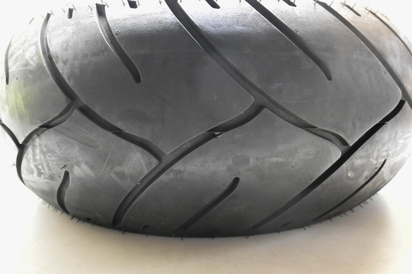 Dunlop 240/40R18, 45131730 Elite E3 Tire NOS