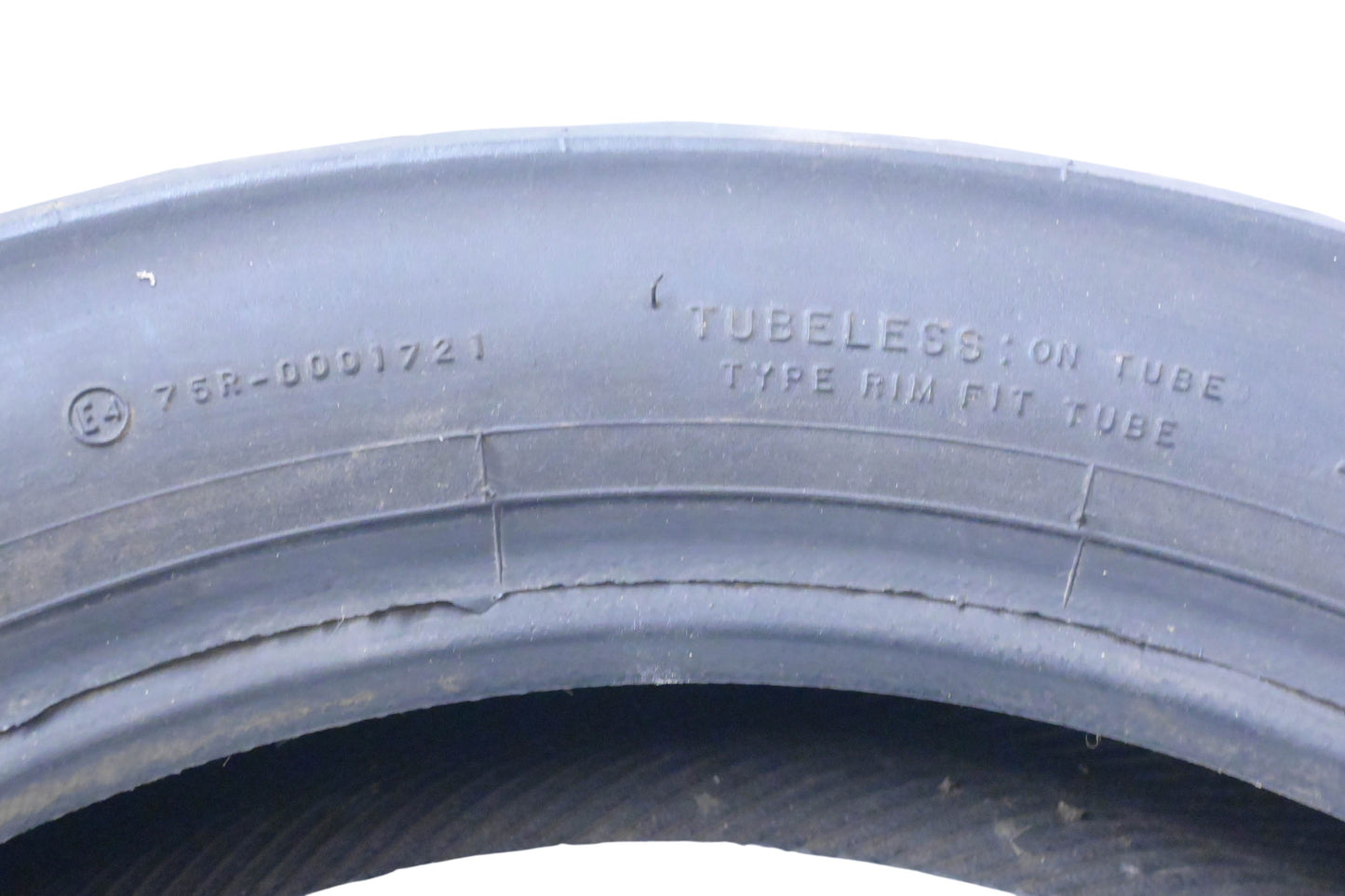 Dunlop K591, 301340 Elite SP 130/90VB16 64V Rear Tire NOS