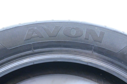 Avon AM42, 2844912 Venom 150/80B-16 81H Rear Tire NOS