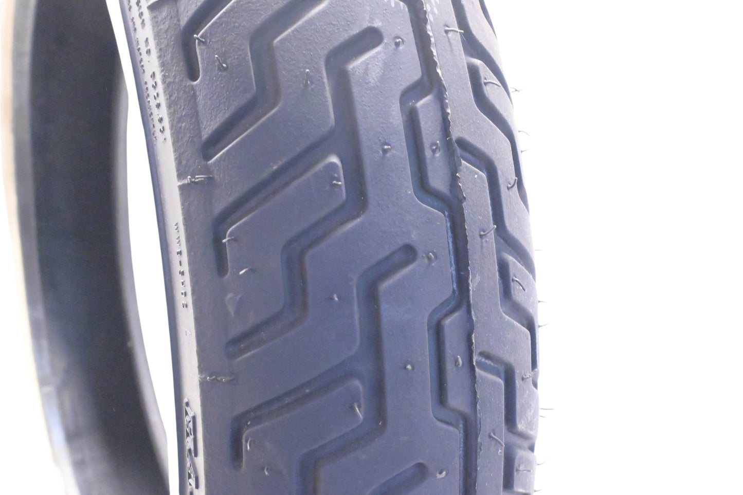 Dunlop 3102 Harley Davidson D402F MT90B16 M/C 72H NOS