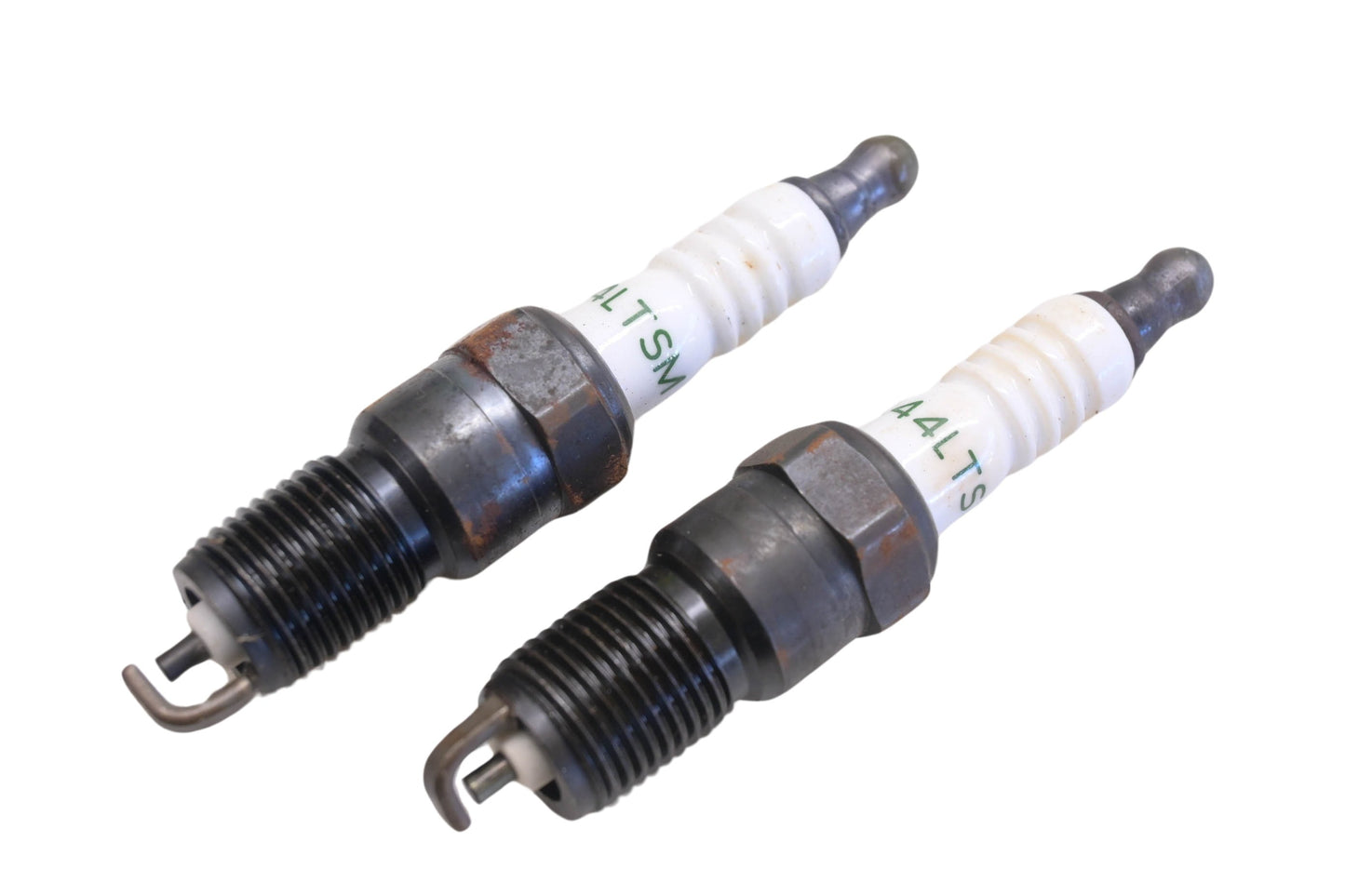 ACDelco R44LTSM Spark Plugs Qty 2 NOS