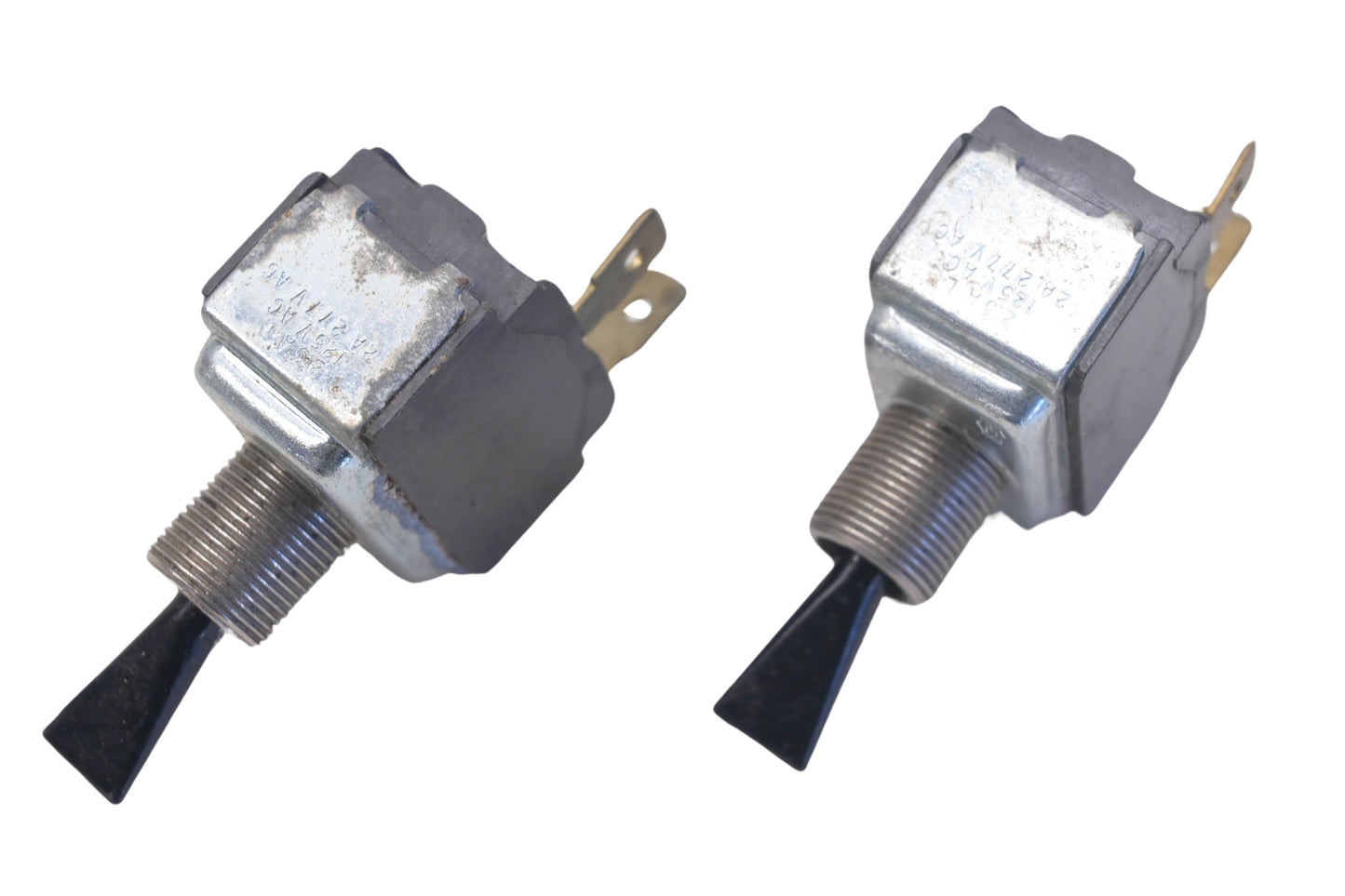Uno Lab IM007-13 Toggle Switches Qty 2 NOS