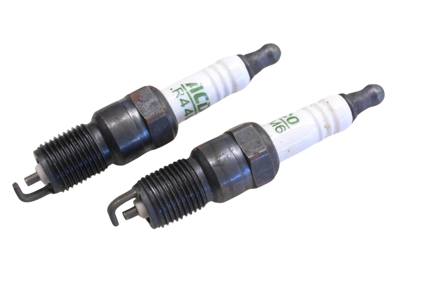 ACDelco R44LTSM6 Spark Plugs Qty 2 NOS