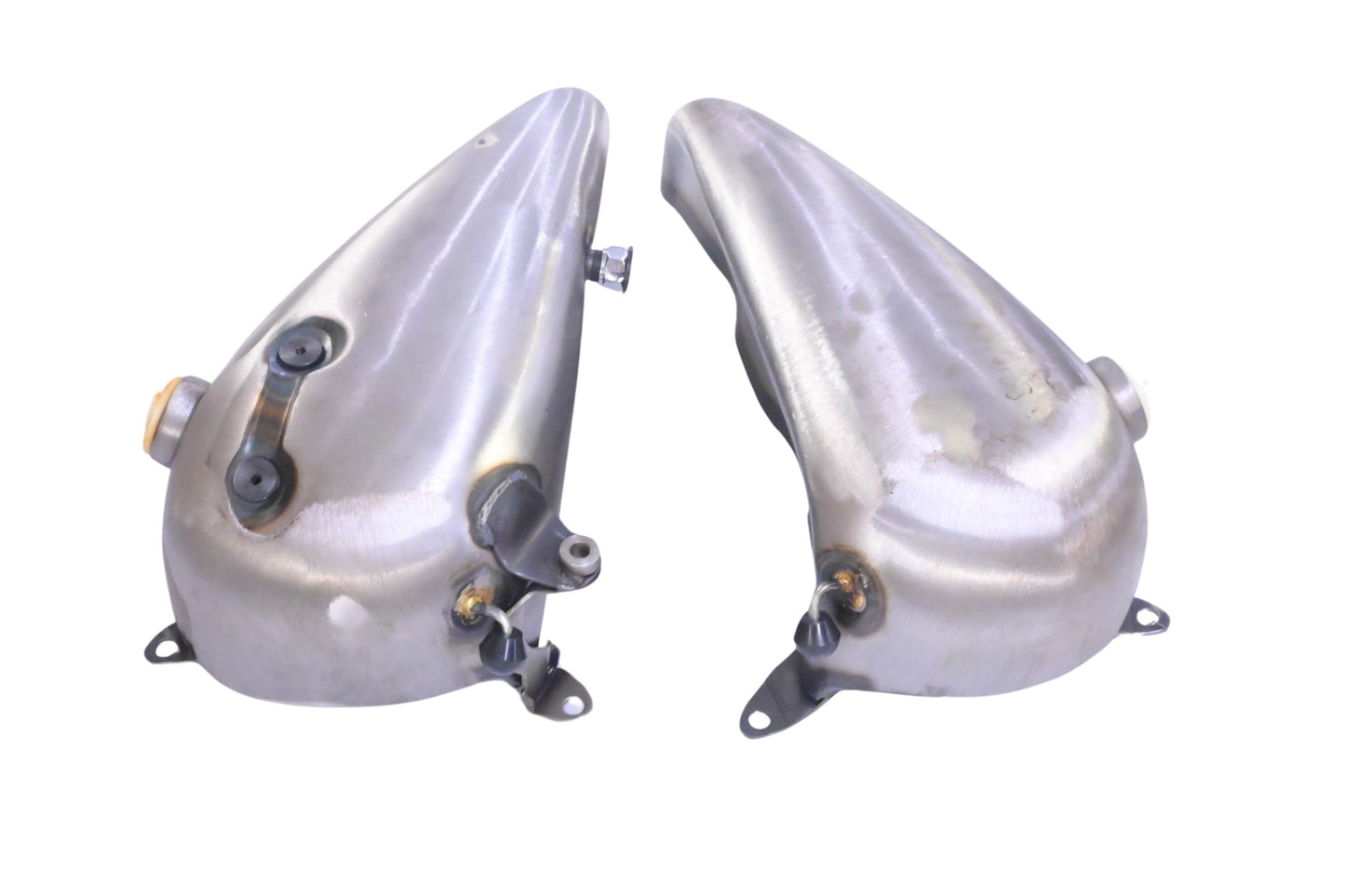 Custom Chrome 25569, 25-569 Tankshift Style Fatbob Kit NOS