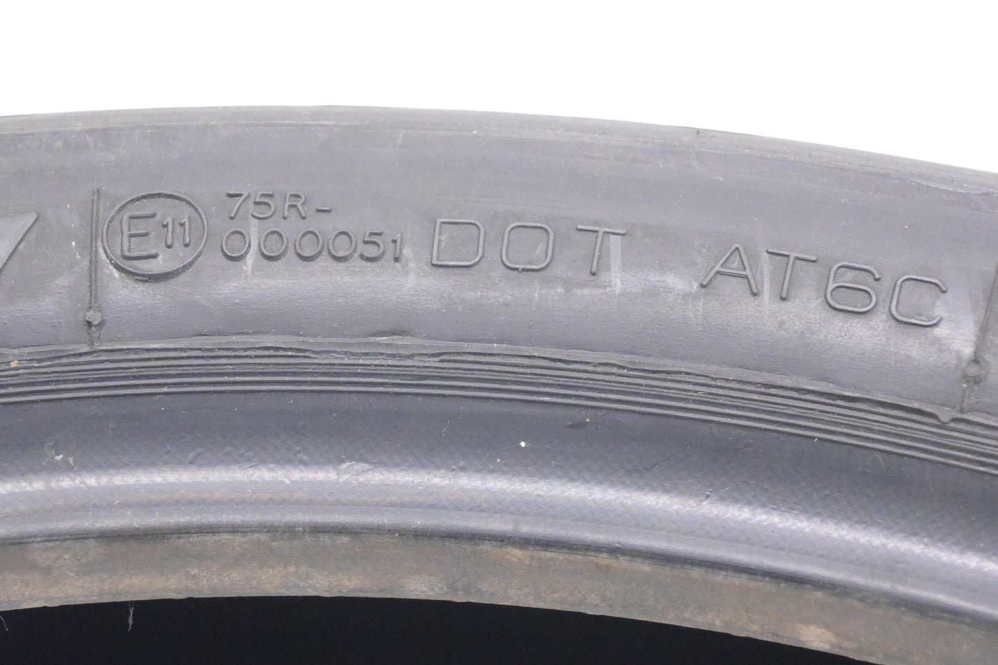Avon AM20 Roadrunner 90/90H19 52H Tire NOS