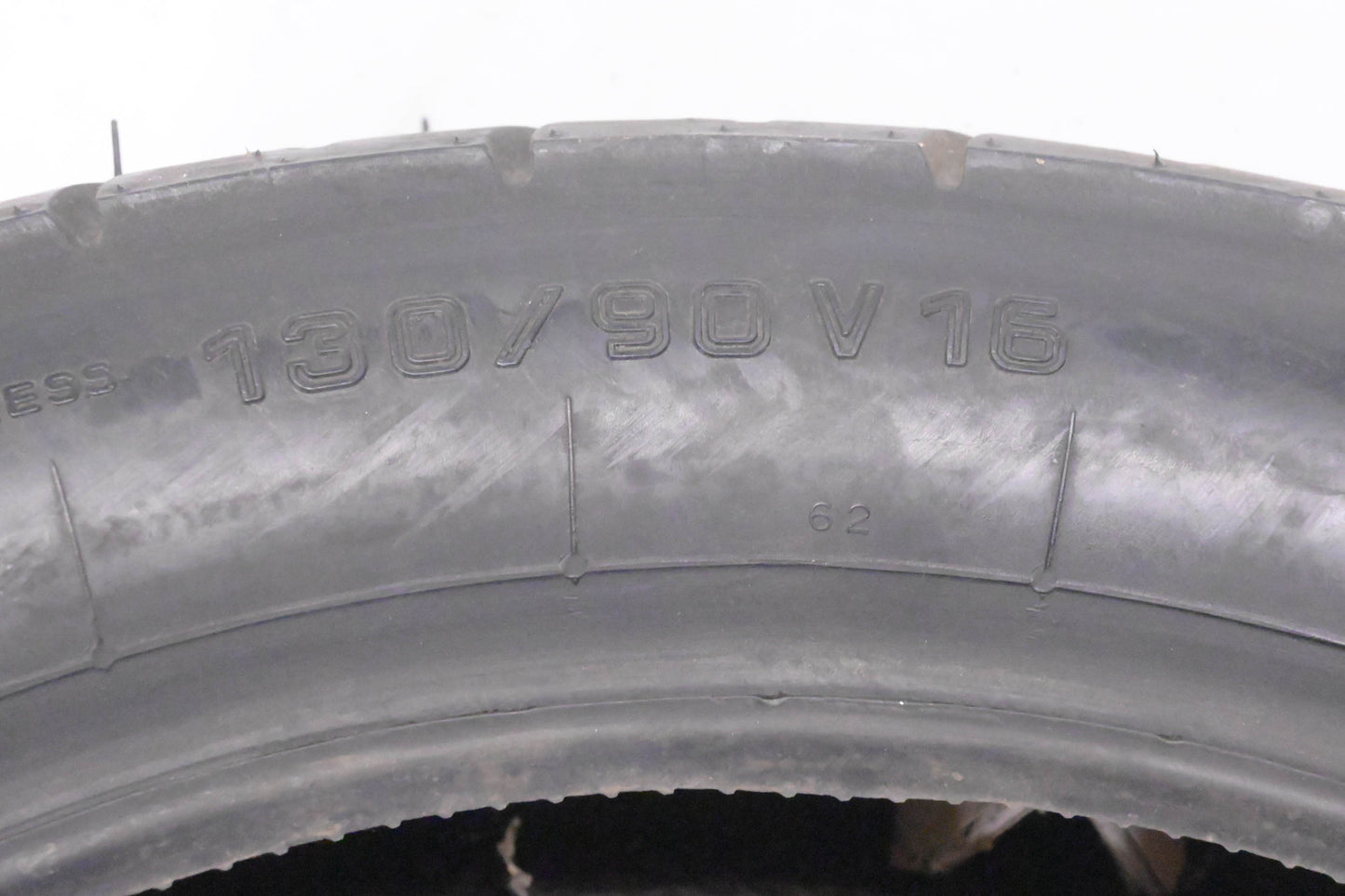 Metzeler TL ME 55A, 6296 Messa Metronic 130/90 V 16 Tire NOS
