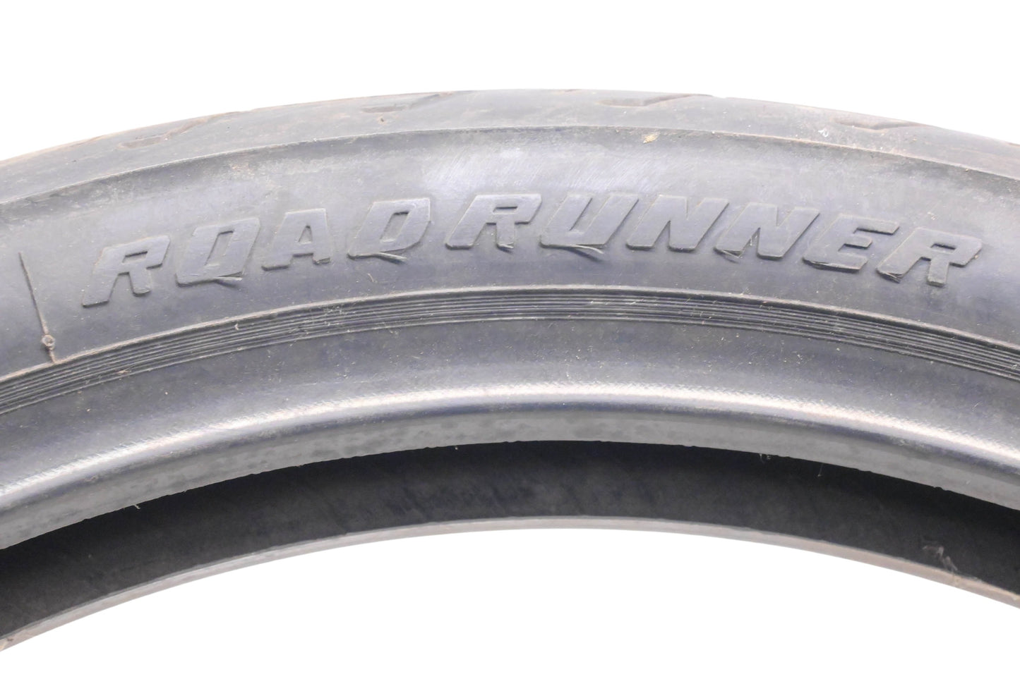 Avon X479 Roadrunner 90/90H19 52H Tire NOS