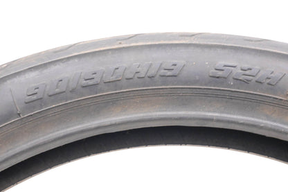 Avon X479 Roadrunner 90/90H19 52H Tire NOS