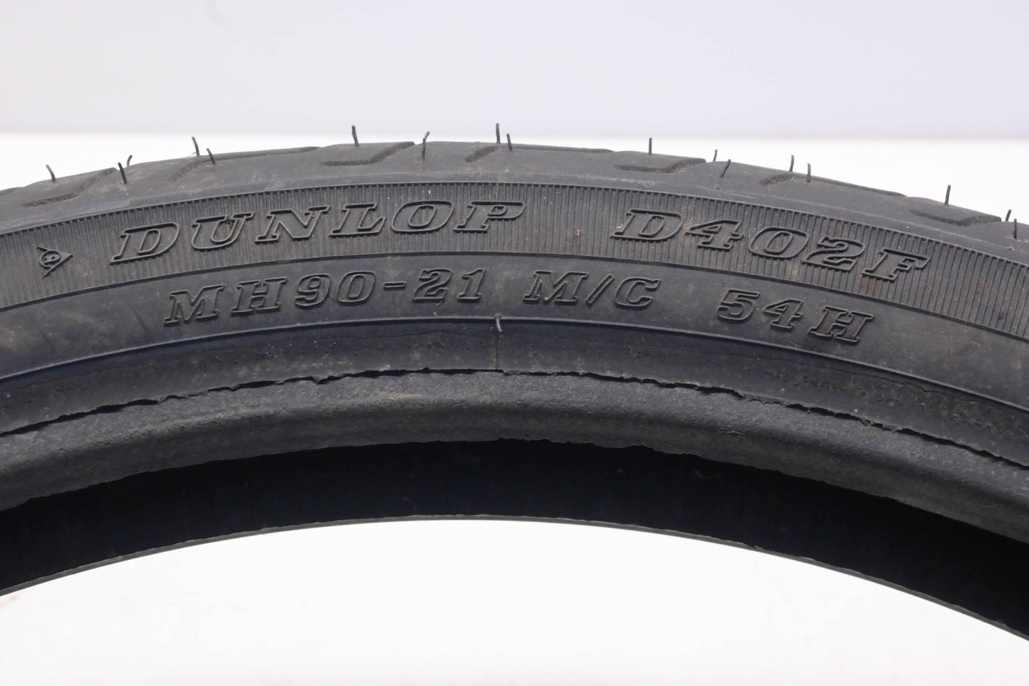 Dunlop 2502 Harley Davidson D402F MH90-21 54H Front Tire NOS