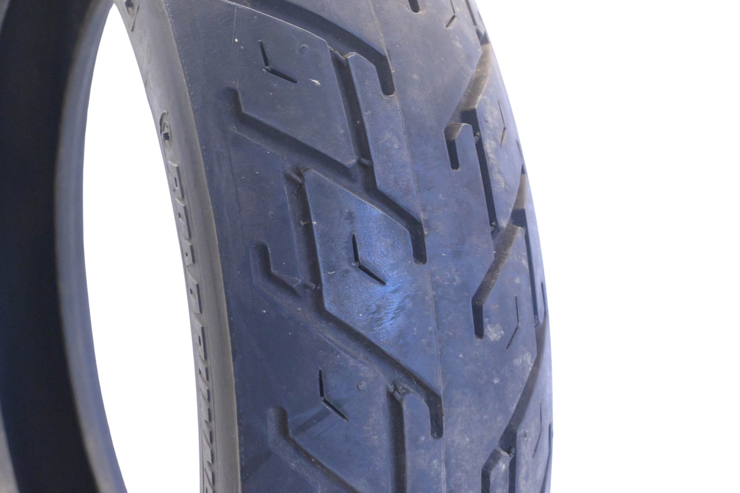 Avon Y359 Roadrunner MT90-16 74H Rear Tire NOS