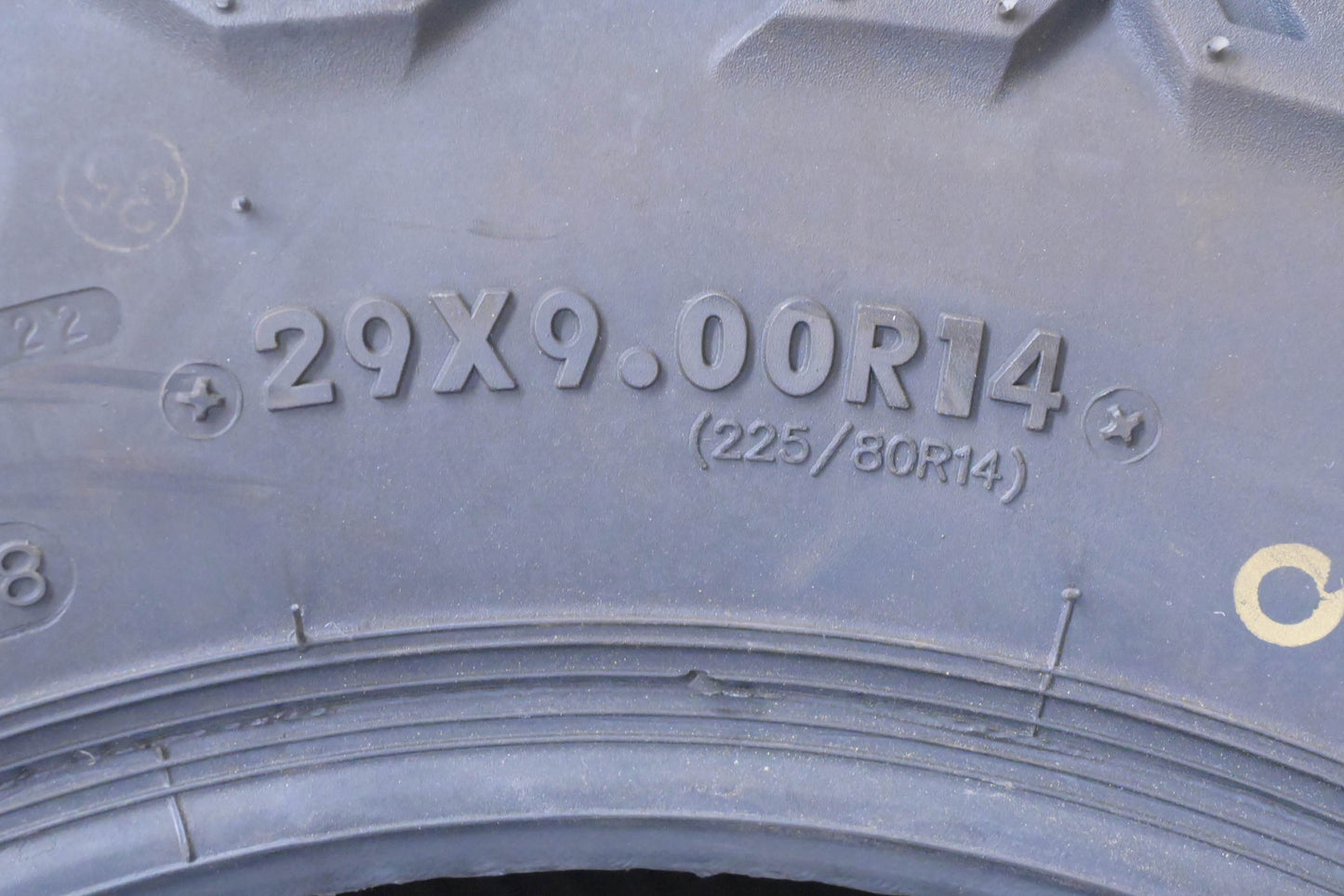 Bighorn 3118, 0319-0230 Maxxis 29X9.00R14 NOS