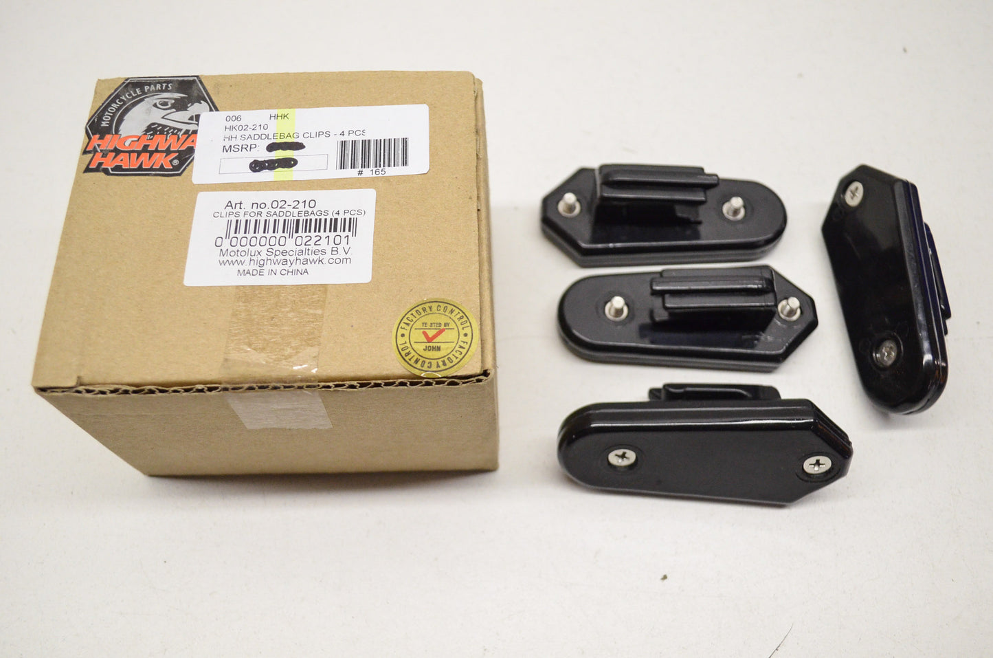 Saddlebag 4 PC Clip Set NOS