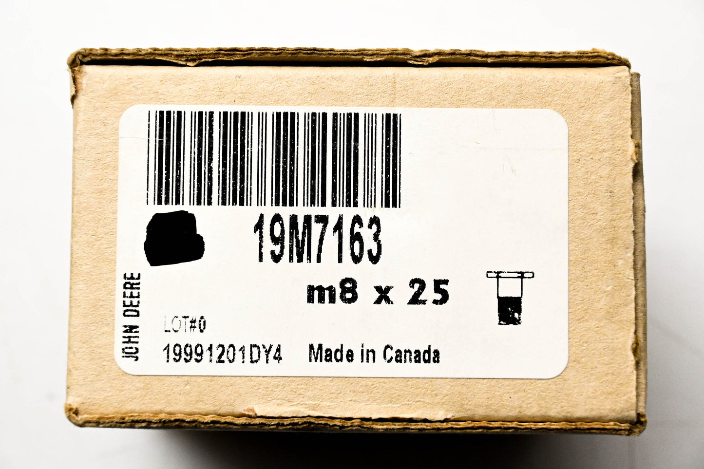 New OEM John Deere 19M7163 Screw M8 x 25 NOS