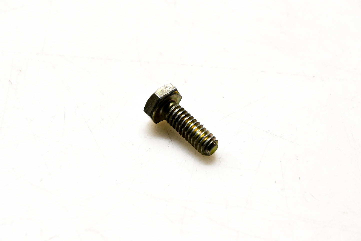 New OEM John Deere 19H1948 Screw 1/4 x 3/4 NOS