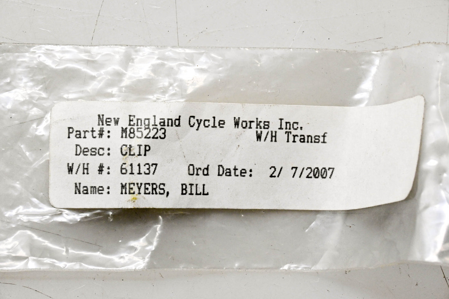 New OEM John Deere M85223 Clip NOS