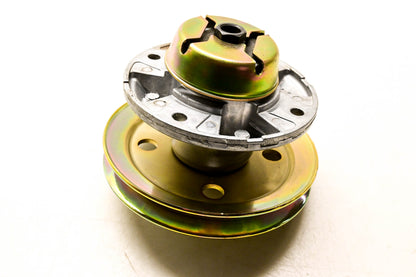 New OEM John Deere AM121342 Spindle Assembly NOS