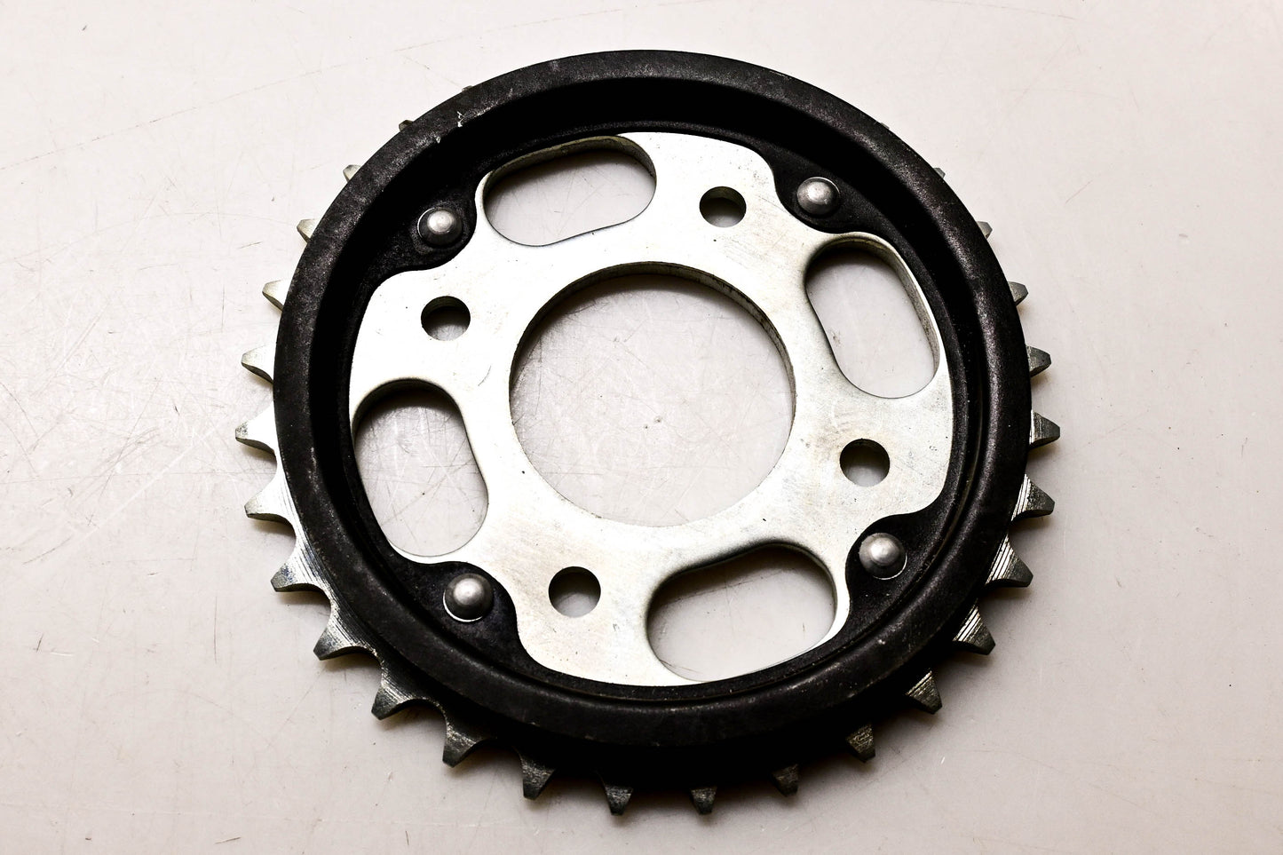 New OEM Honda 41200-KB4-670 Sprocket 32T NOS