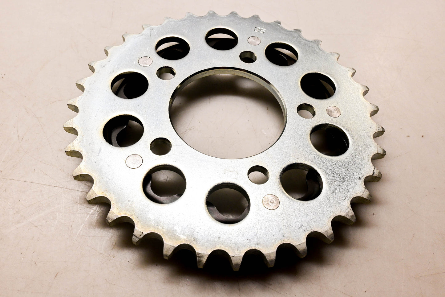 New OEM Honda 41200-422-000 Sprocket 35T NOS