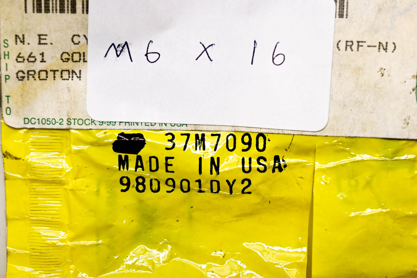 New OEM John Deere 37M7090 Screw NOS
