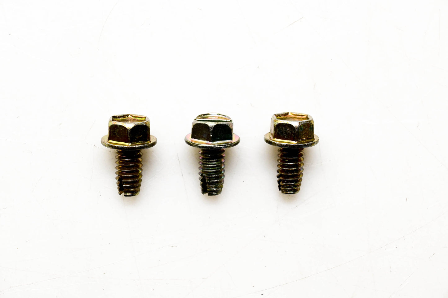 New OEM John Deere 37H51 Screws Qty 3 NOS