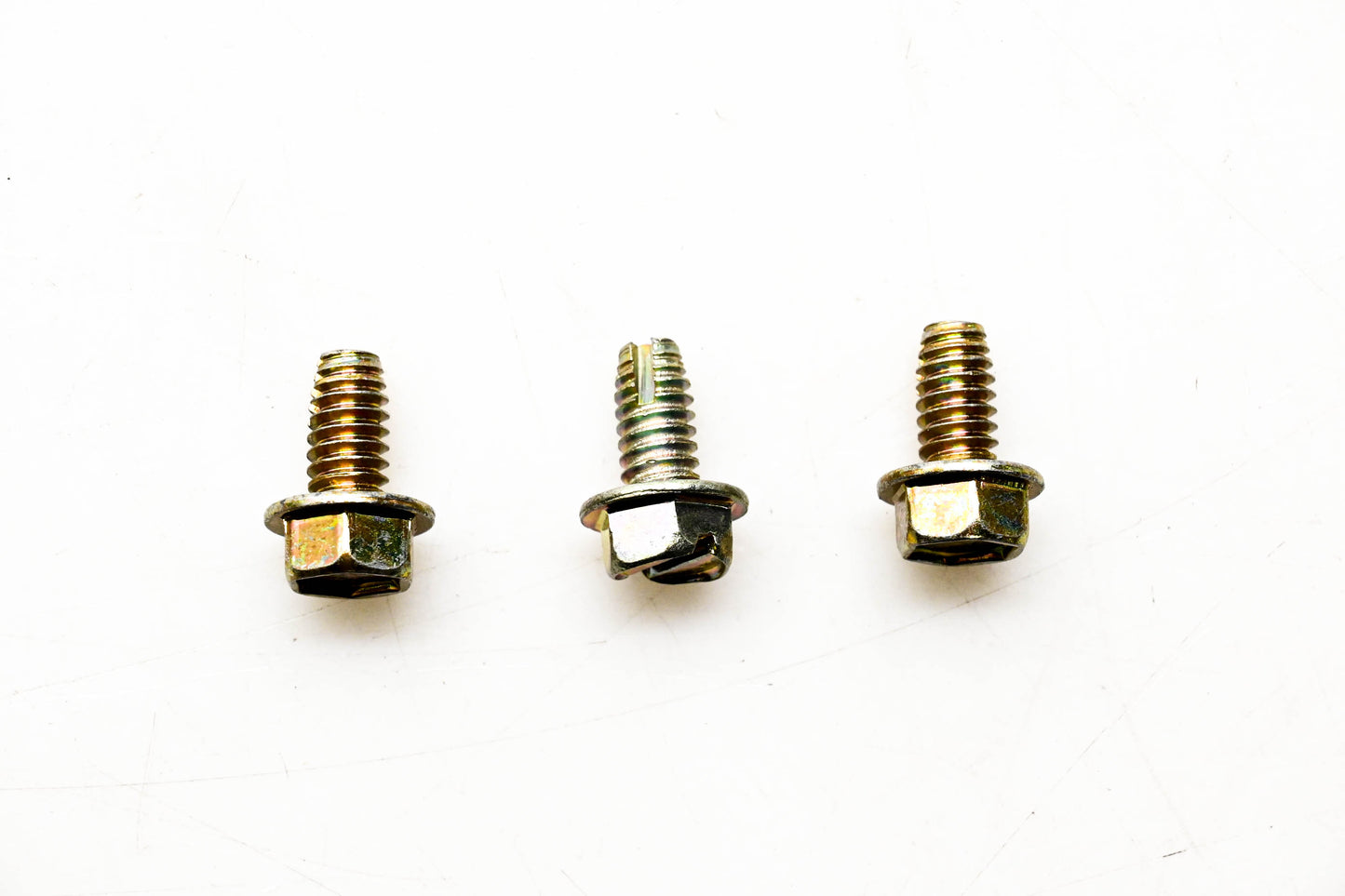 New OEM John Deere 37H51 Screws Qty 3 NOS