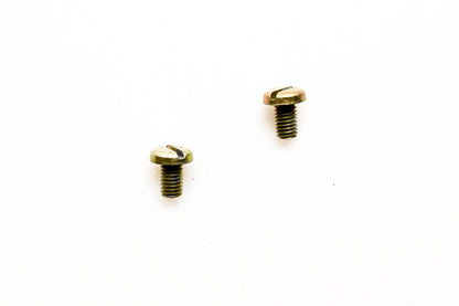 New OEM John Deere 21H1335 Screws Qty 2 NOS