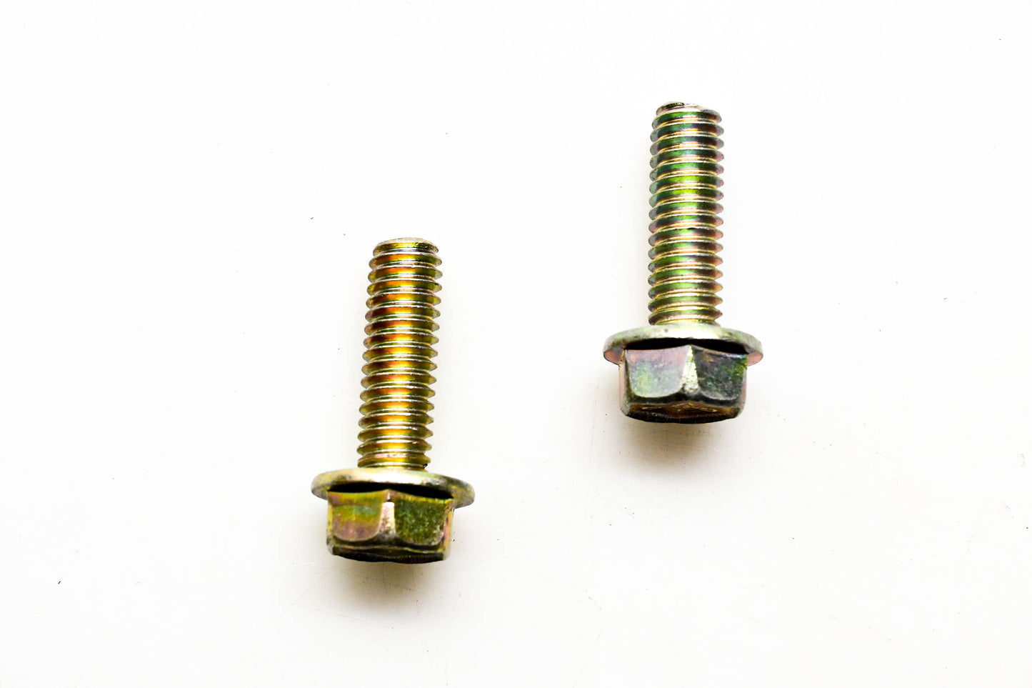 New OEM John Deere 19H3467 Screws Qty 2 NOS
