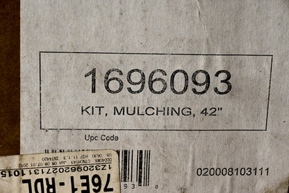New OEM Briggs & Stratton 1696093 42" Mulch Kit NOS