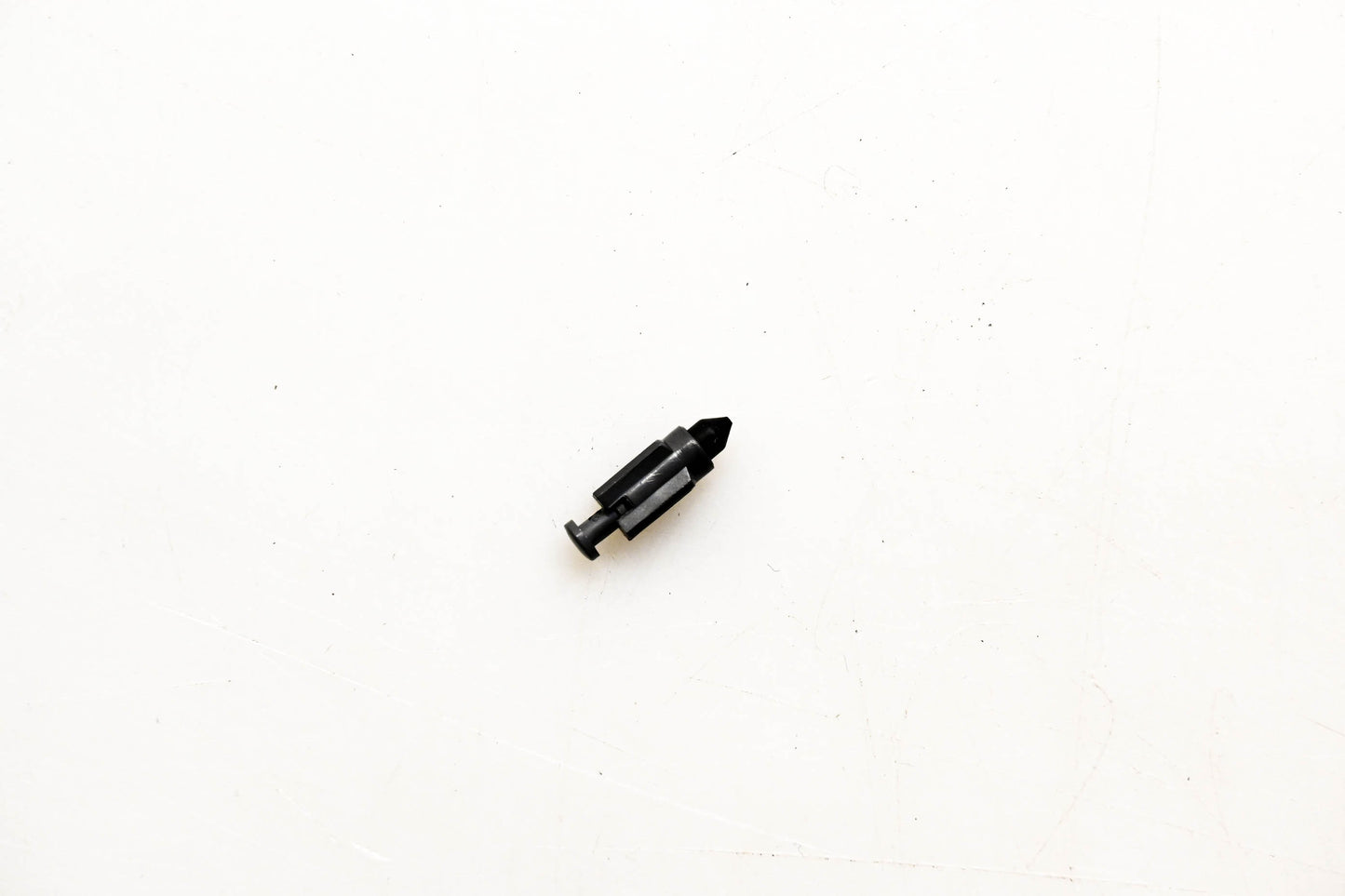 New OEM Briggs & Stratton 696136, M147276 Float Needle Valve NOS