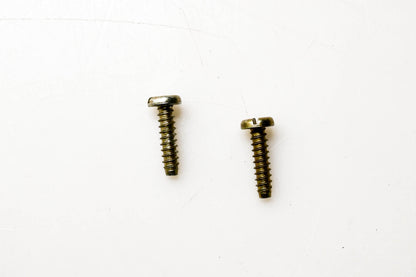 New OEM John Deere 37H160 Screws Qty 2 NOS
