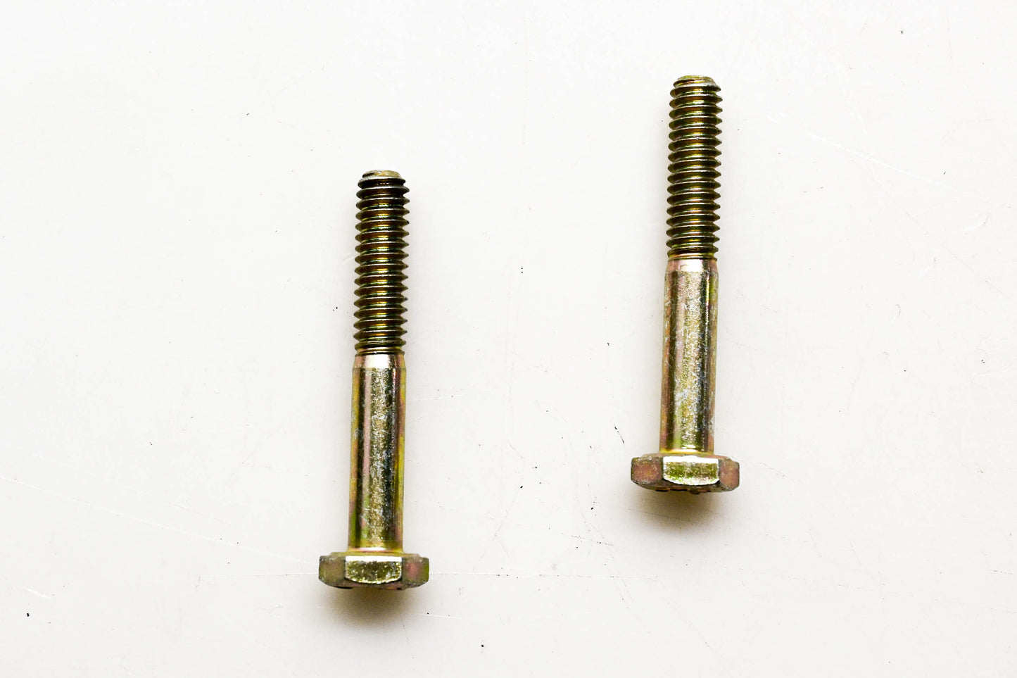 New OEM John Deere 19H2102 Hex Head Cap Screws Qty 2 NOS