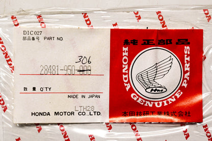 New OEM Honda 28481-950-000 Recoil Starter Case Gasket NOS