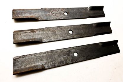 New OEM John Deere M86209 Three Blade Kit NOS