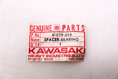 New OEM Kawasaki 41039-015 Front Hub Bearing Spacer NOS
