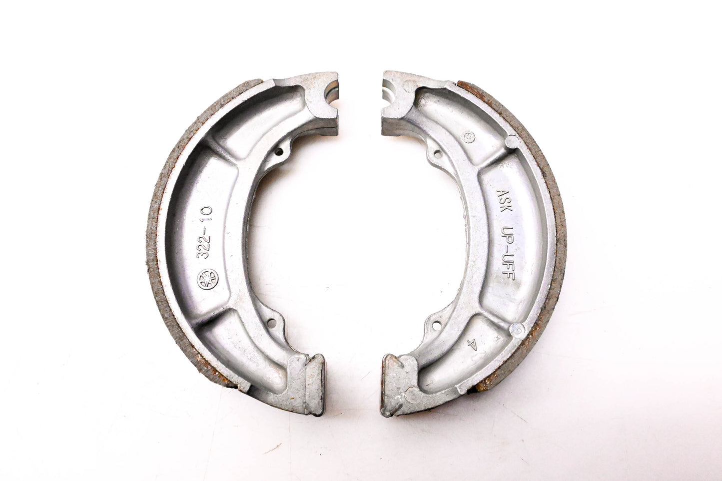 New OEM Yamaha 322-W2535-10-00 Brake Shoe Kit NOS