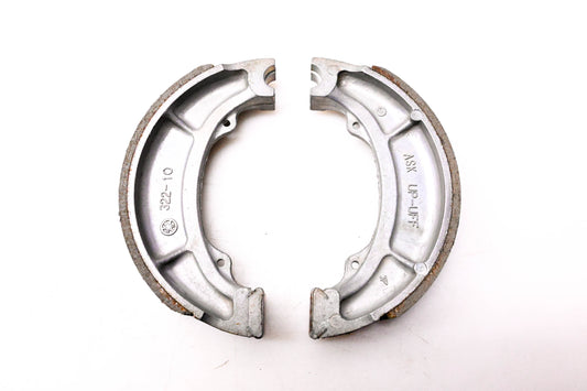 New OEM Yamaha 322-W2535-10-00 Brake Shoe Kit NOS