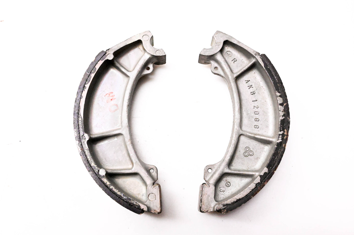 New OEM Kawasaki 41048-019 Brake Shoe Kit NOS