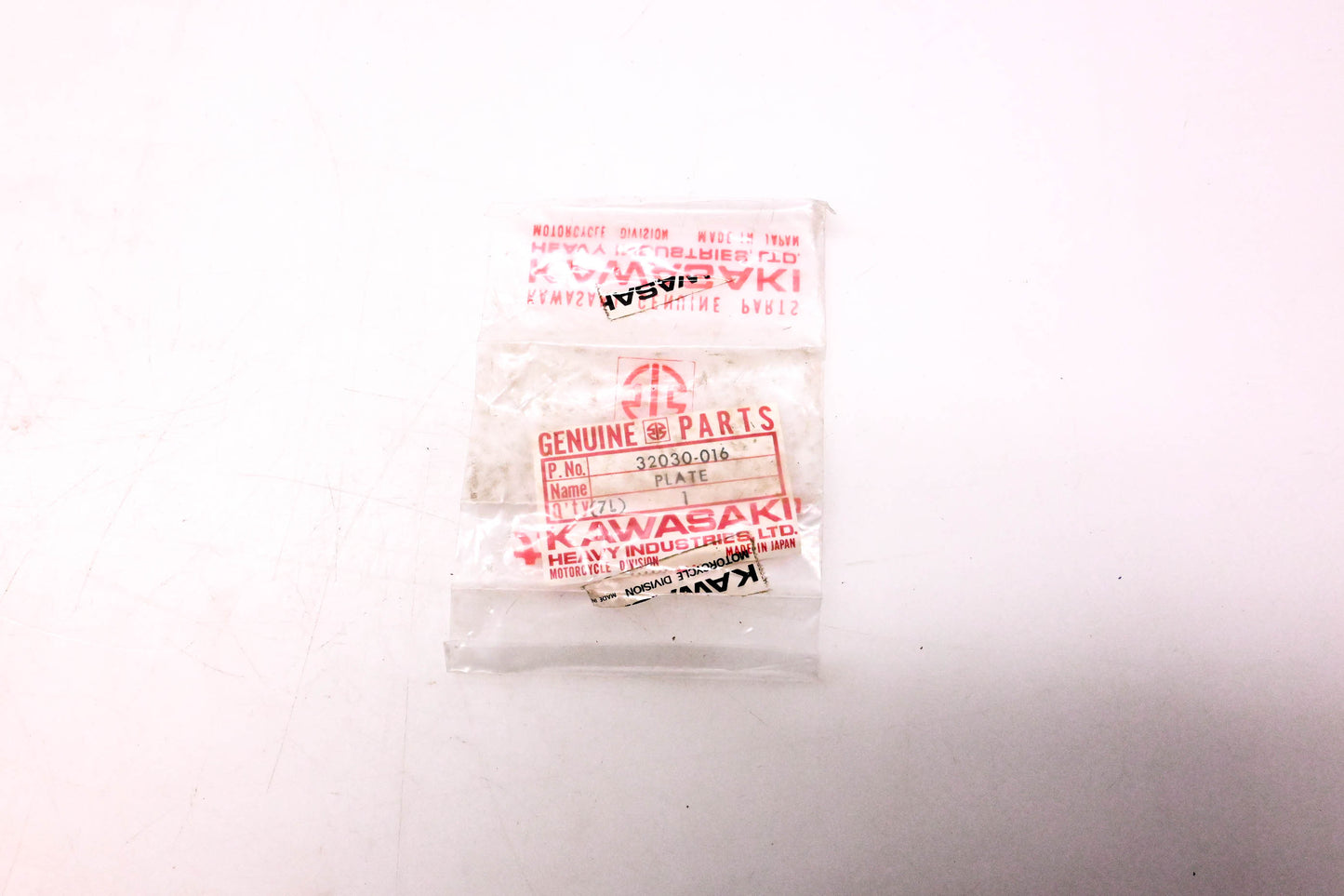 New OEM Kawasaki 32030-016 Rear Engine Holder Plate NOS