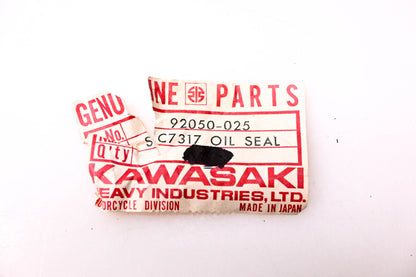 New OEM Kawasaki 92050-025 SC7317 Oil Seal NOS
